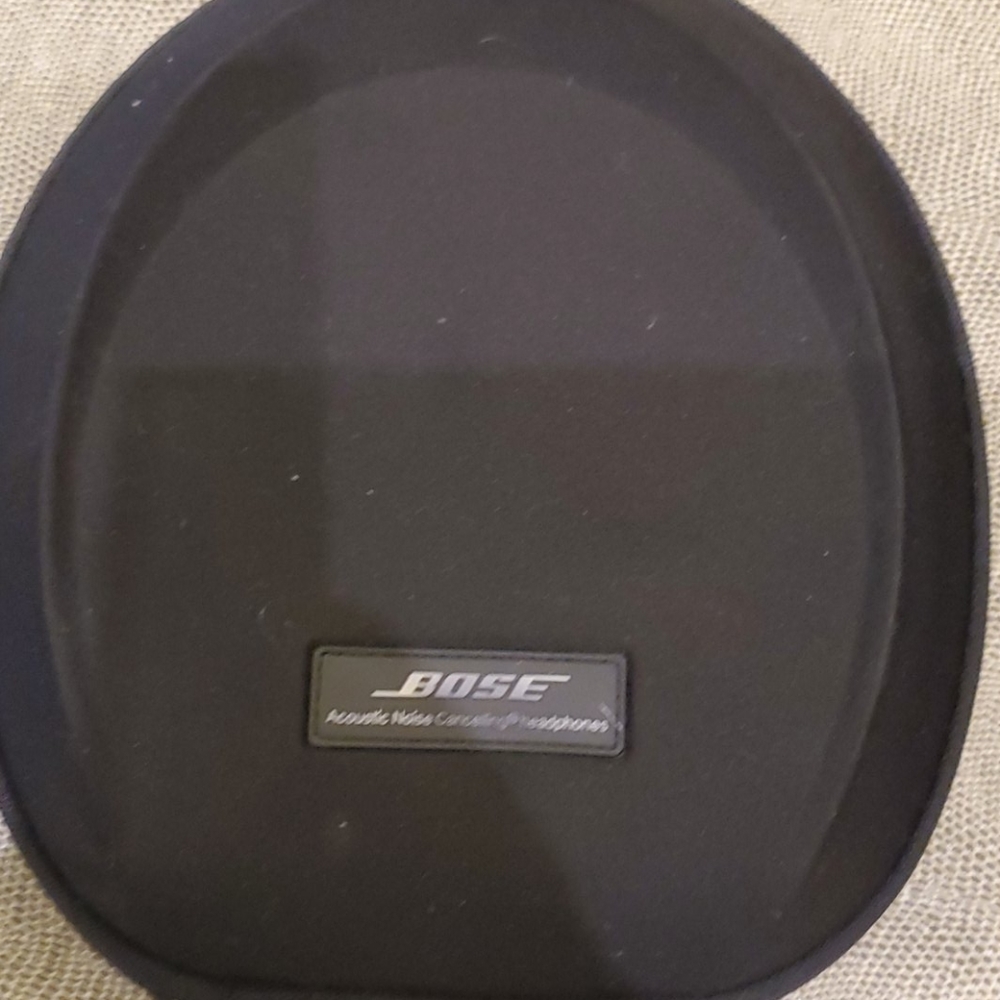 BOSE Noise Canceling Headphones